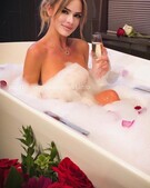 Анкета проститутки Эвелина - метро Замоскворечье, возраст - 23